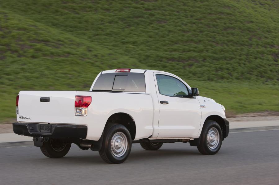  Toyota Tundra Regular Cab Work Truck Package 2010 года  (фото 27 из 32)